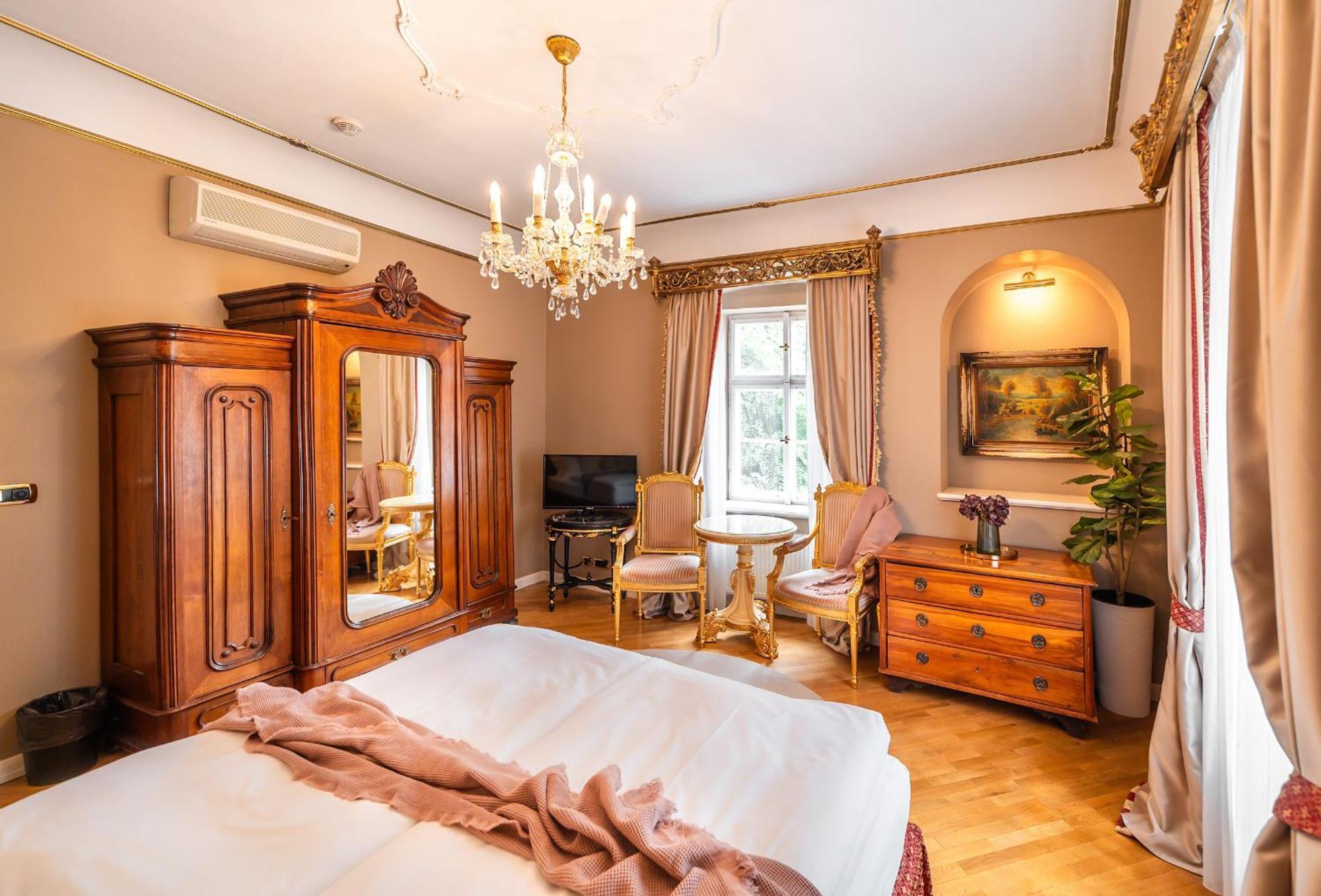 Apartahotel Nosticova Heritage