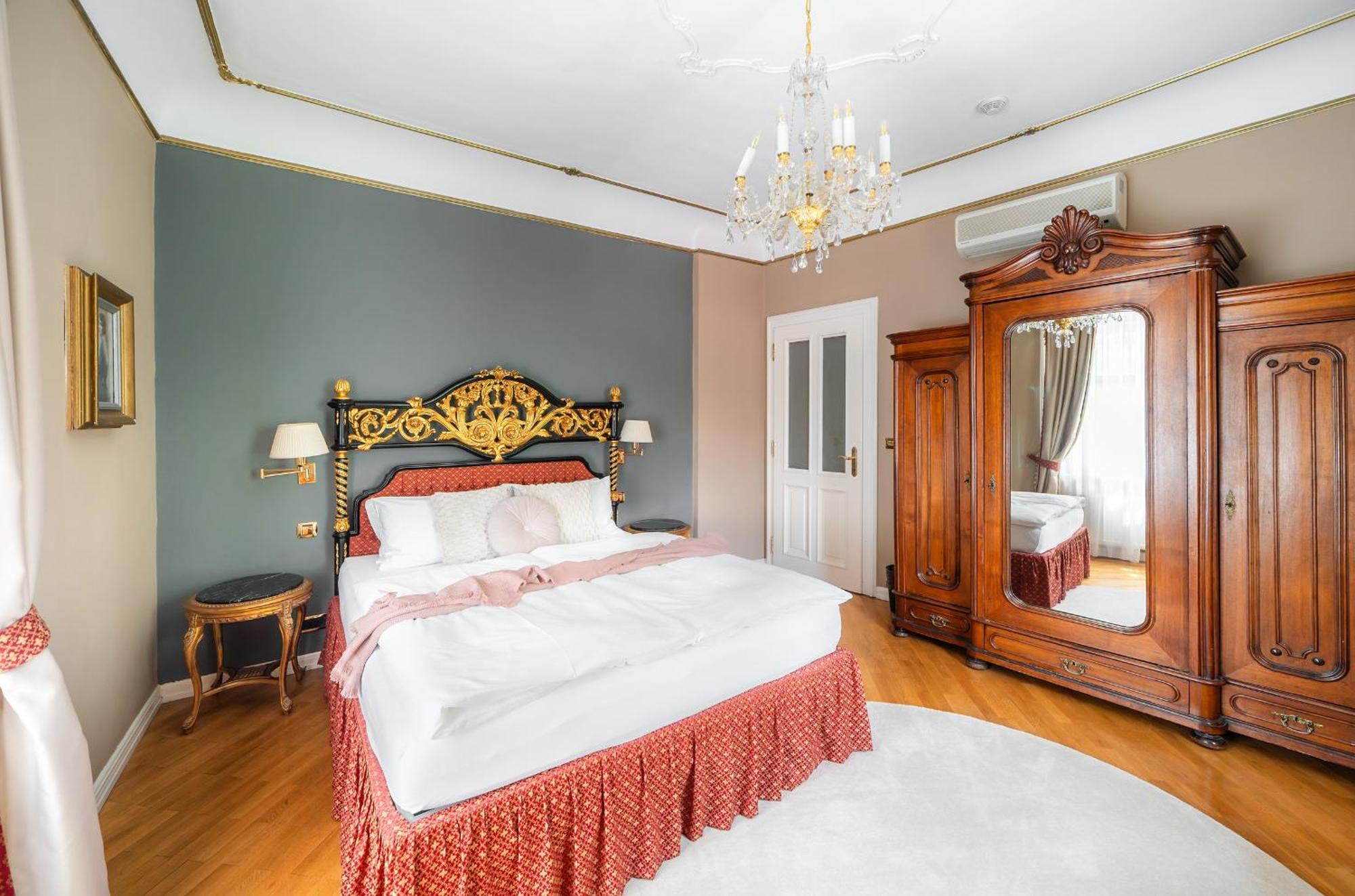 Apartahotel Nosticova Heritage *