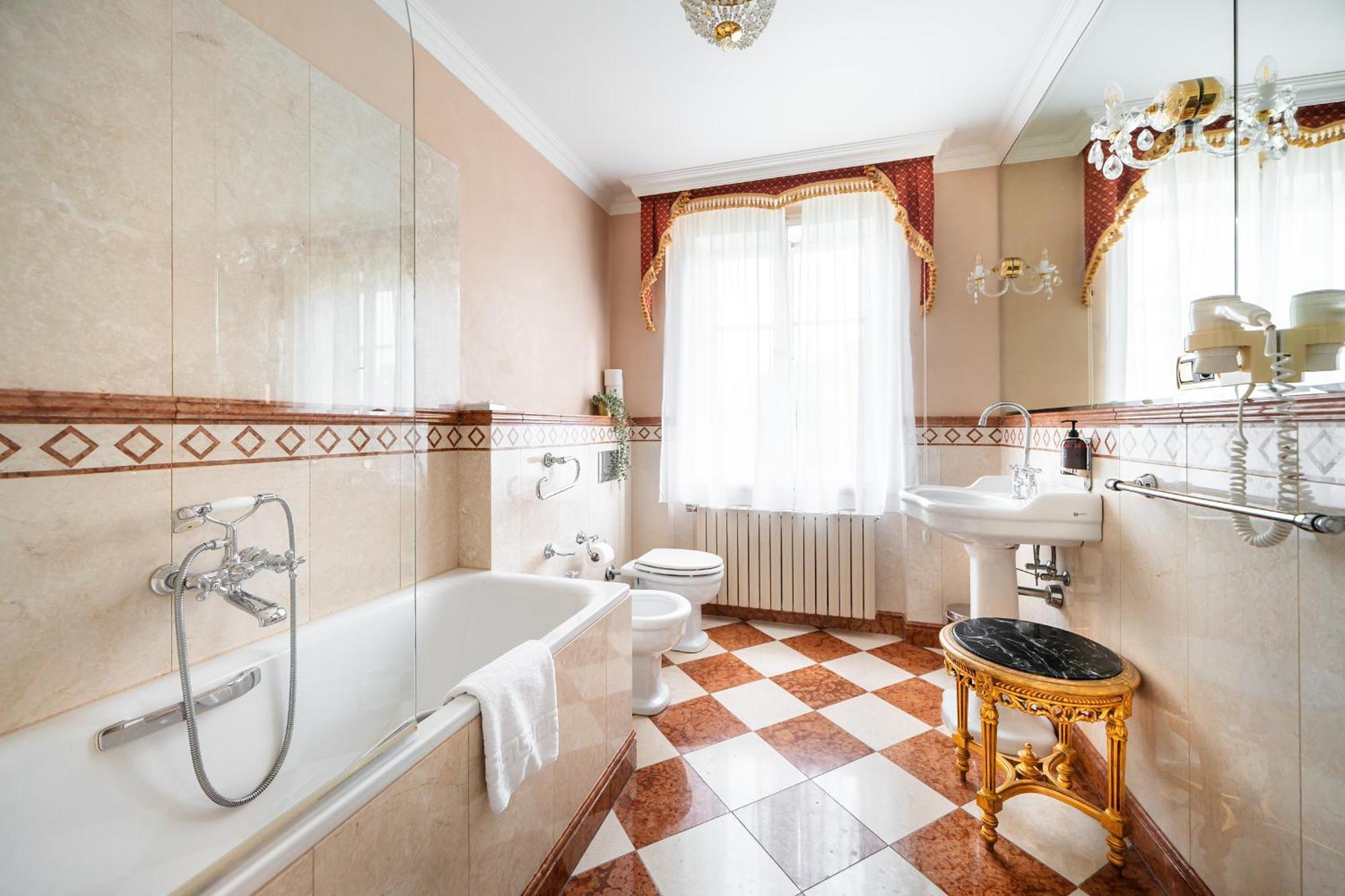 Nosticova Heritage Aparthotel